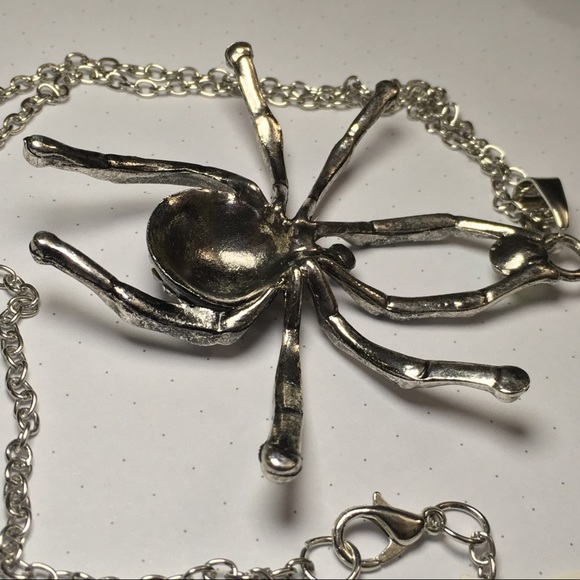 spider pendant crystal rhinestone necklace 26β NWT - Picture 4 of 8
